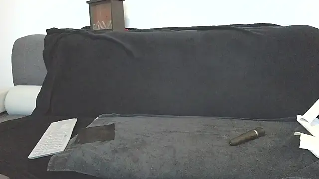 red strawberry08 online show from 19, 2, 2026