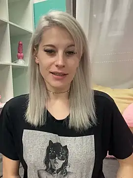 Snapshot of TheRealJessyLey chatting on 3, 11, 2025 TheRealJessyLey online show from 3, 11, 2025