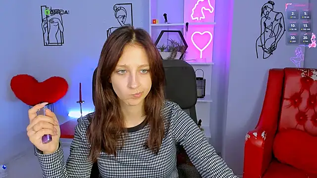 lau ra queen online show from 10, 9, 2025