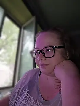 LillyWilly online show from 4, 8, 2026