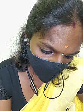 Snapshot of Honey_rosetamil chatting on 20, 6, 2026 Honey rosetamil online show from 20, 6, 2026