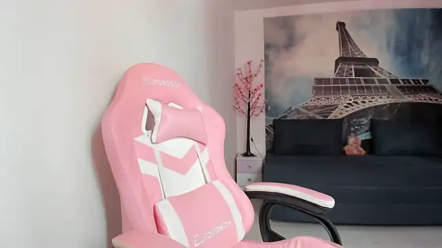 Snapshot of RheaEtthan chatting on 2, 3, 2026 RheaEtthan online show from 2, 3, 2026