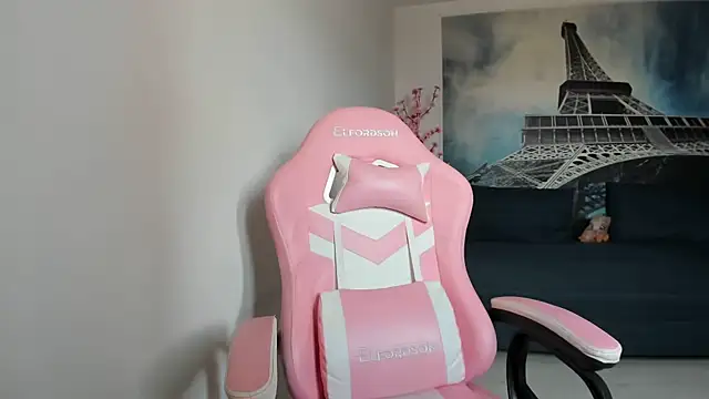 Snapshot of RheaEtthan chatting on 19, 3, 2026 RheaEtthan online show from 19, 3, 2026