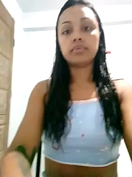 Snapshot of indiazinhabella27 chatting on 26, 10, 2025 indiazinhabella27 online show from 26, 10, 2025