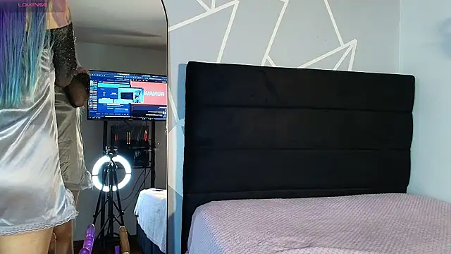 karlamoon23 online show from 30, 3, 2026