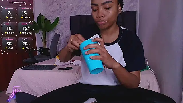 mishell- online show from 16, 10, 2025