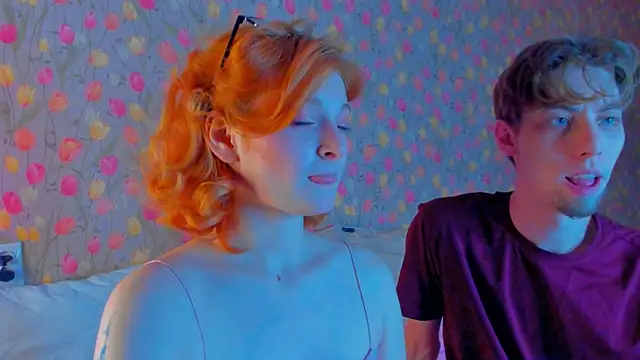 Squirrel Bunny online show from 22, 11, 2025