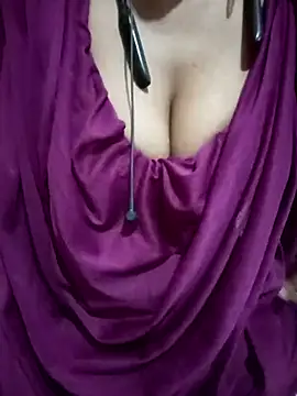 kaviyaponnu0987 online show from 7, 2, 2026