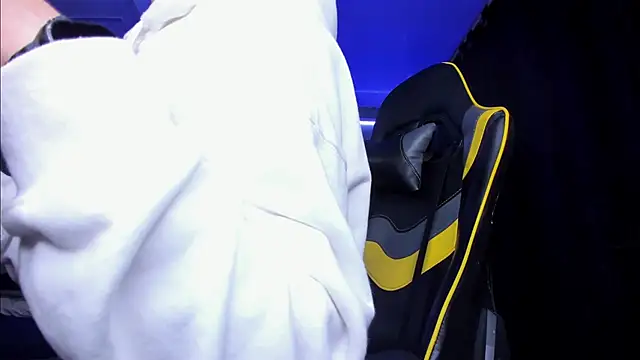 alexgiraldo   online show from 20, 10, 2025