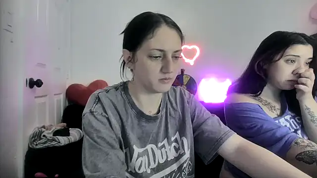 Snapshot of torithequeen chatting on 12, 2, 2026 torithequeen online show from 12, 2, 2026