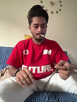 Snapshot of seenu2101 chatting on 27, 4, 2026 seenu2101 online show from 27, 4, 2026