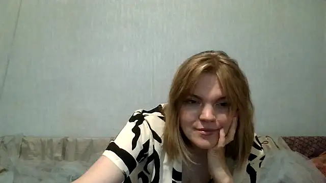 Snapshot of SirWolff chatting on 19, 5, 2026 SirWolff online show from 19, 5, 2026