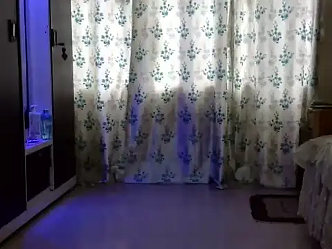 Snapshot of rekha_1508 chatting on 13, 10, 2025 rekha 1508 online show from 13, 10, 2025