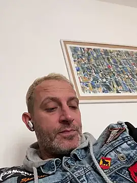 Maurinho3005 online show from 29, 9, 2025