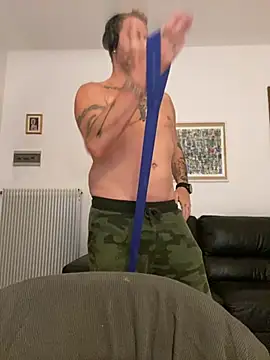 Maurinho3005 online show from 14, 5, 2026