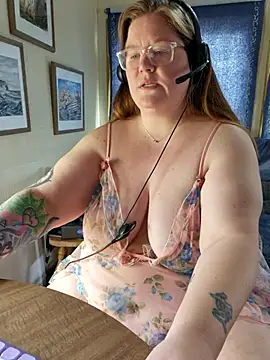 Love86Emily online show from 2, 4, 2026