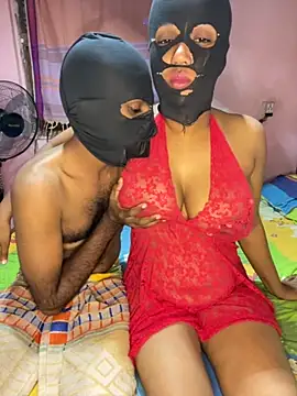 Snapshot of Sadaru_ chatting on 30, 10, 2025 Sadaru  online show from 30, 10, 2025