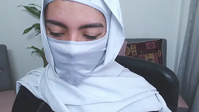 jade nassar online show from 2, 11, 2025