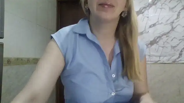 MiyaHottie online show from 10, 5, 2026