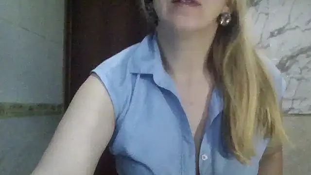 MiyaHottie online show from 15, 5, 2026