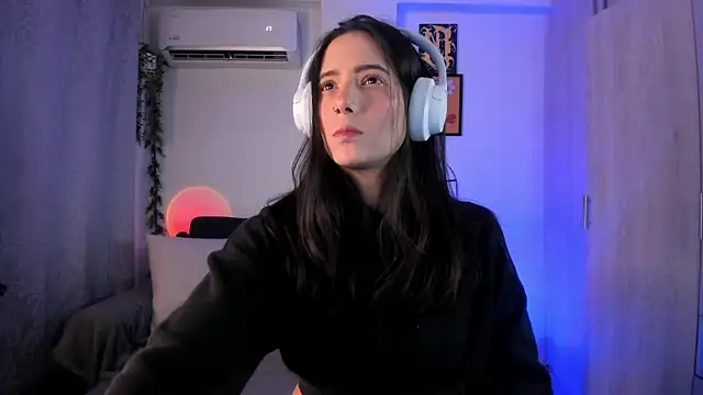 mishelkrave  online show from 9, 2, 2026