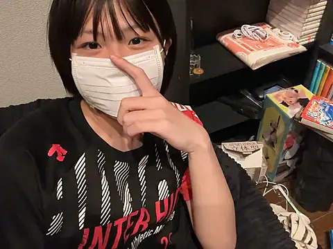 Snapshot of kabikabi_makaron chatting on 18, 9, 2025 kabikabi makaron online show from 18, 9, 2025