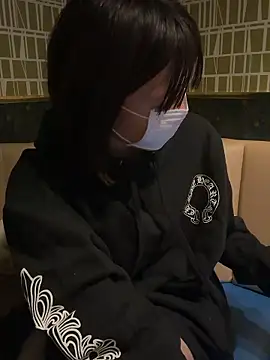 Snapshot of kabikabi_makaron chatting on 14, 12, 2025 kabikabi makaron online show from 14, 12, 2025