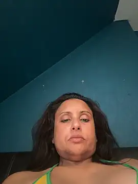 Snapshot of Angelaarayexx chatting on 24, 5, 2026 Angelaarayexx online show from 24, 5, 2026