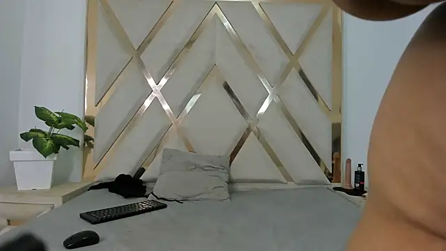 arielasm online show from 15, 11, 2025