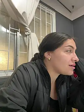 Snapshot of Alyha_Cortes chatting on 6, 2, 2026 Alyha Cortes online show from 6, 2, 2026