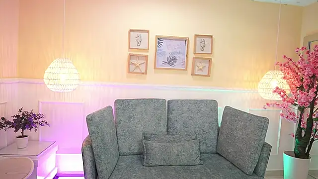 Snapshot of LoonaNyx chatting on 19, 9, 2025 LoonaNyx online show from 19, 9, 2025