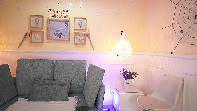 Snapshot of LoonaNyx chatting on 18, 10, 2025 LoonaNyx online show from 18, 10, 2025