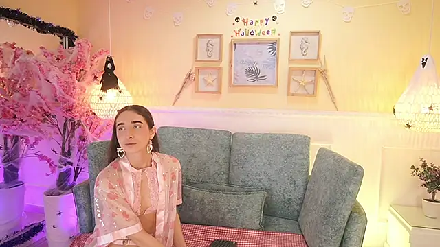 Snapshot of LoonaNyx chatting on 22, 10, 2025 LoonaNyx online show from 22, 10, 2025