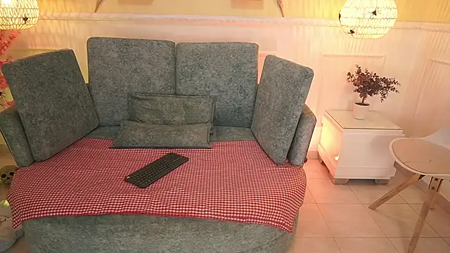 Snapshot of LoonaNyx chatting on 23, 10, 2025 LoonaNyx online show from 23, 10, 2025