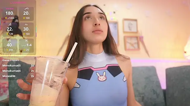 Snapshot of LoonaNyx chatting on 28, 10, 2025 LoonaNyx online show from 28, 10, 2025