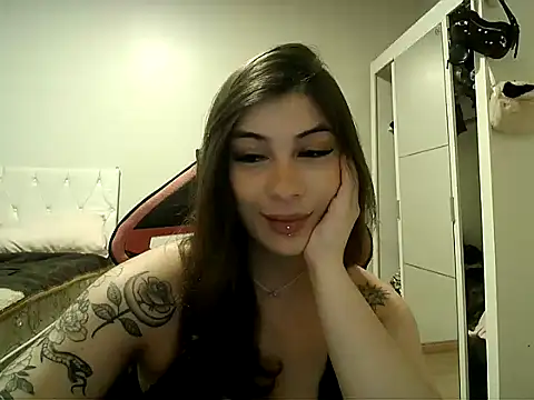 Snapshot of Becca_B chatting on 1, 10, 2025 Becca B online show from 1, 10, 2025