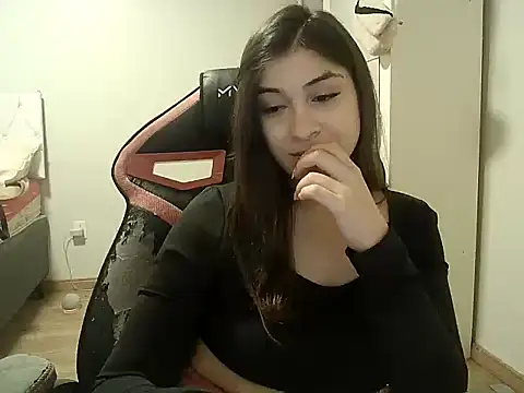 Snapshot of Becca_B chatting on 1, 11, 2025 Becca B online show from 1, 11, 2025