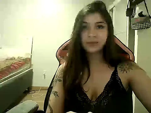 Snapshot of Becca_B chatting on 19, 11, 2025 Becca B online show from 19, 11, 2025