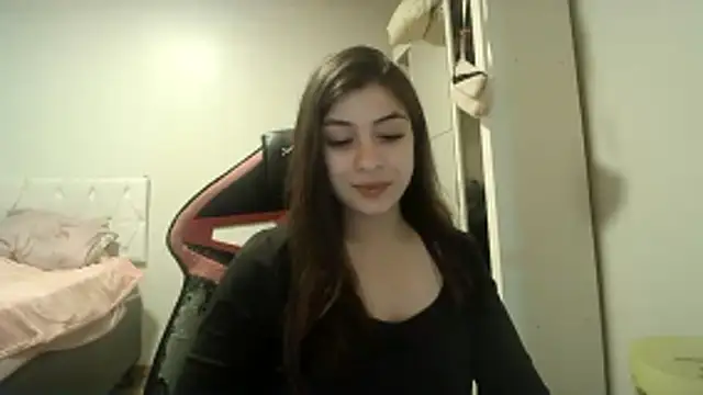 Snapshot of Becca_B chatting on 26, 11, 2025 Becca B online show from 26, 11, 2025