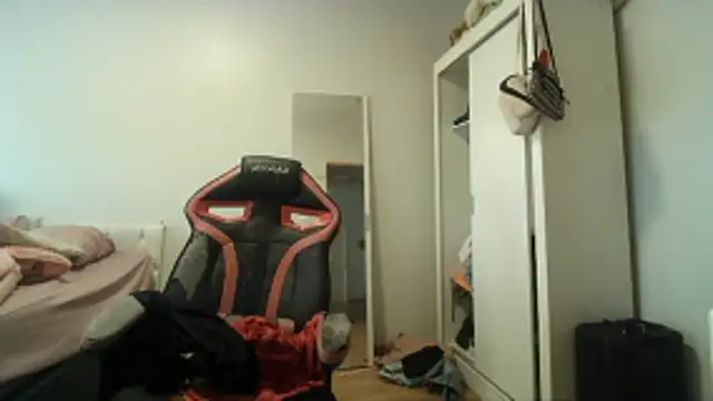 Becca B online show from 3, 2, 2026