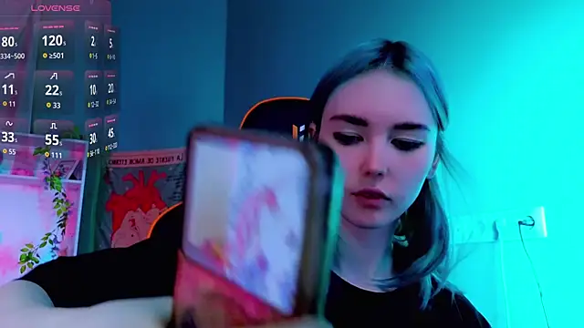 Kiara Dream online show from 18, 9, 2025