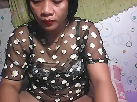Snapshot of HottyElle chatting on 24, 6, 2026 HottyElle online show from 24, 6, 2026