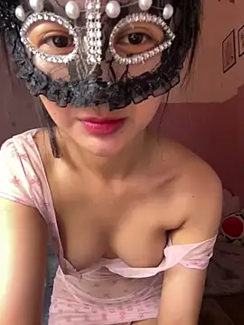 Snapshot of Mimi_love01 chatting on 8, 10, 2025 Mimi love01 online show from 8, 10, 2025