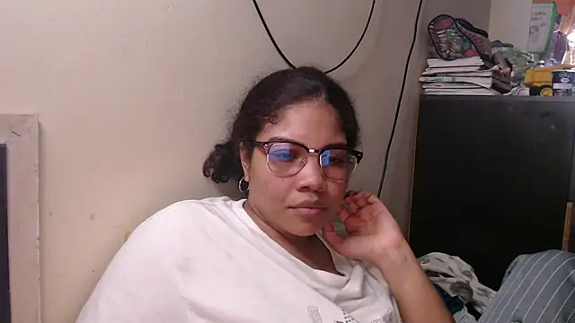 Snapshot of madelene chatting on 12, 2, 2025 madelene online show from 12, 2, 2025