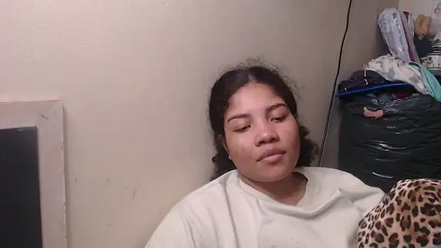 Snapshot of madelene chatting on 9, 3, 2025 madelene online show from 9, 3, 2025