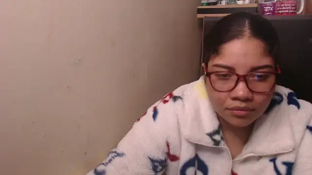 Snapshot of madelene chatting on 9, 9, 2025 madelene online show from 9, 9, 2025