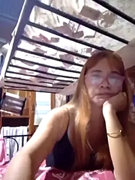 Snapshot of SexyHottMom chatting on 27, 11, 2025 SexyHottMom online show from 27, 11, 2025