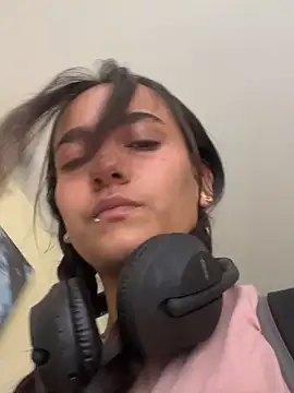 MiaRousexxx  online show from 21, 11, 2025