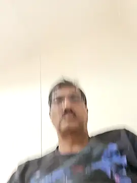 Snapshot of moonflower25 chatting on 21, 10, 2025 moonflower25 online show from 21, 10, 2025