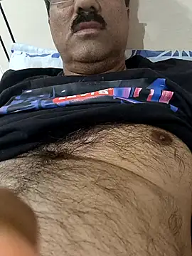 Snapshot of moonflower25 chatting on 27, 10, 2025 moonflower25 online show from 27, 10, 2025